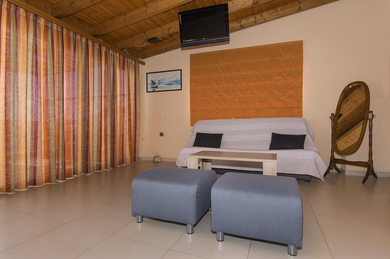 Poseidon Apartments Толон Экстерьер фото